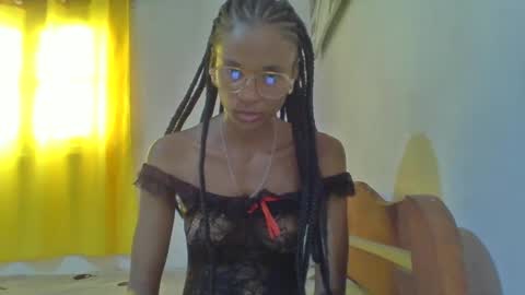 Snapshot of juliexexy chatting on February 4, 9:28 am juliexexy online show from February 4, 9:28 am