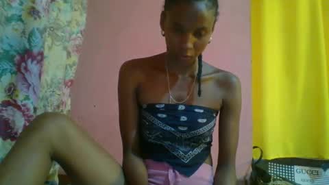 Snapshot of juliexexy chatting on January 17, 5:32 am juliexexy online show from January 17, 5:32 am