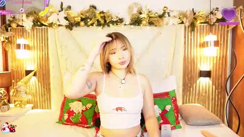 jullianapriv_ online show from December 21, 4:44 pm