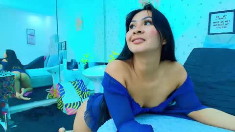 Julieta Reyes   online show from February 18, 1:54 pm