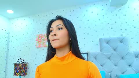 Snapshot of jullietareyes chatting on February 10, 11:46 am Julieta Reyes online show from February 10, 11:46 am