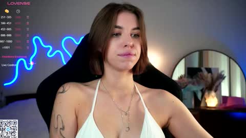 Julia online show from September 24, 10:03 am