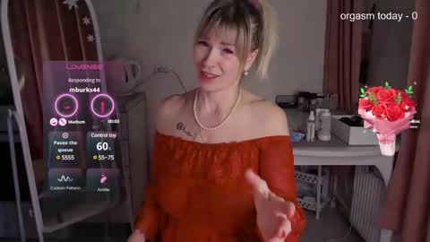 Julia online show from February 9, 5:08 am