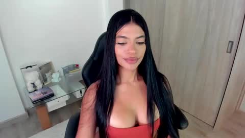 july_correa online show from September 28, 8:58 pm