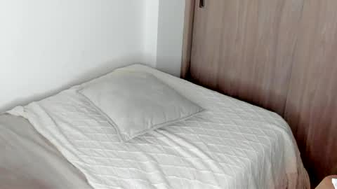 july_correa online show from March 20, 10:47 pm