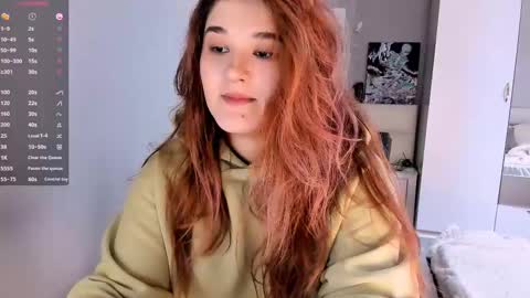 Julie online show from December 14, 10:56 am