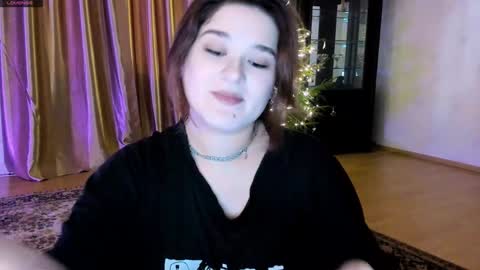 Julie online show from January 14, 11:42 am