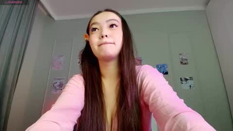 Kira online show from December 18, 7:40 pm