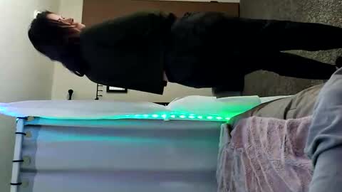 justadumbgirl69 online show from October 21, 2:54 pm