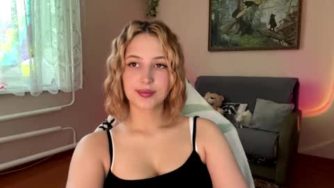 Jenny online show from May 3, 9:01 am