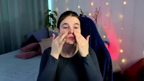 Kacey online show from April 14, 5:51 am