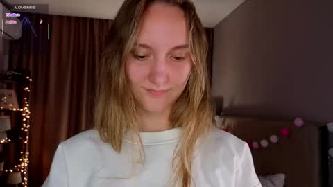 Kate online show from June 7, 7:10 pm