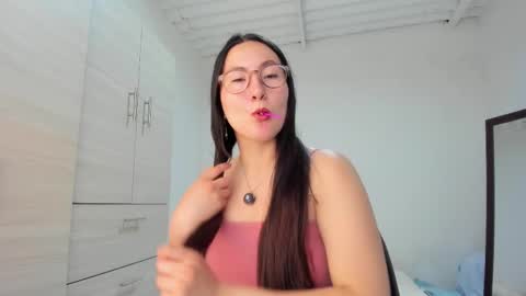 ChloeIndependient model online show from November 4, 3:28 pm