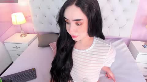 Snapshot of kailyn_1 chatting on September 21, 2:38 pm Kailyn online show from September 21, 2:38 pm