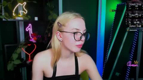 kaisy_honey online show from May 3, 6:55 pm