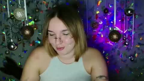 Kaitlin online show from November 3, 6:12 pm