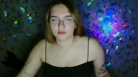 Kaitlin online show from September 20, 9:29 am