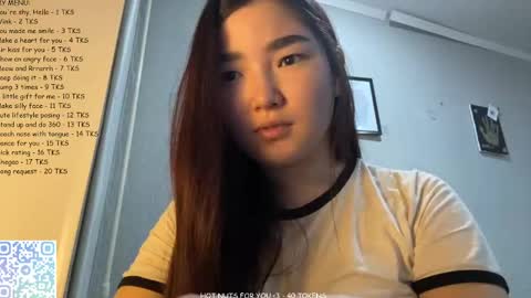 Sakura online show from April 29, 5:30 pm
