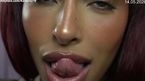 kaligray10 online show from May 14, 9:42 pm