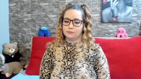 kalindahot online show from February 18, 7:13 pm