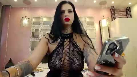 kalystra online show from July 7, 6:05 am