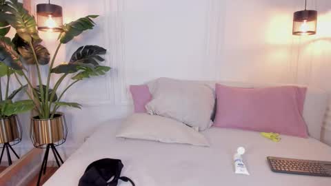 kalyx_lana online show from December 4, 10:10 pm