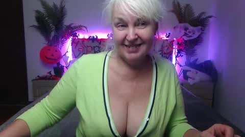 KamaliaSim online show from October 31, 7:40 pm