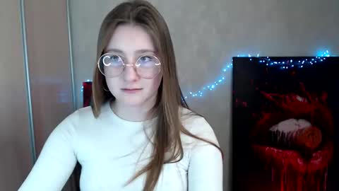 kamilla_love_ online show from April 2, 12:02 pm