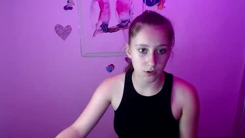 kamilla_love_ online show from September 16, 12:35 pm