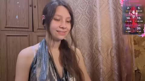 Mari  Simmons online show from December 3, 9:55 am