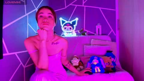 kaoriille online show from April 25, 1:41 pm