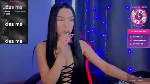 kara_life online show from January 11, 6:29 am