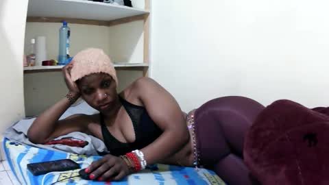 karenato online show from April 17, 2:02 am