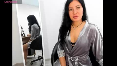 Snapshot of karensvip chatting on October 1, 6:18 am KarensVIP online show from October 1, 6:18 am