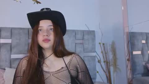 kariina_wong online show from October 28, 7:30 pm