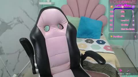 Snapshot of karime_sexygirl chatting on February 27, 7:37 pm Karime online show from February 27, 7:37 pm
