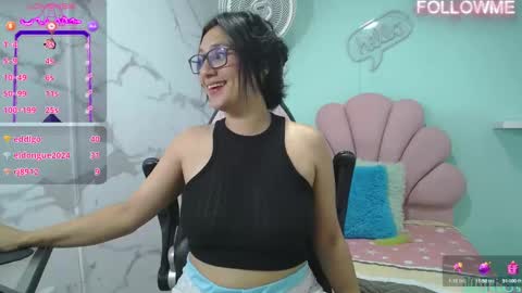 Snapshot of karime_sexygirl chatting on January 23, 9:29 pm Karime online show from January 23, 9:29 pm