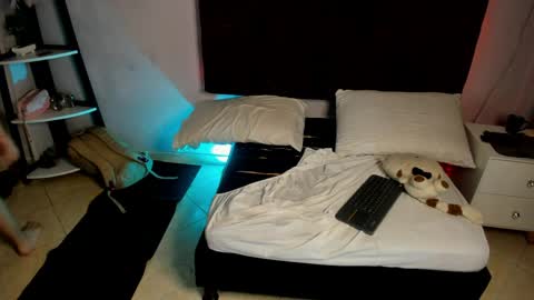 karina_coral online show from May 27, 1:57 am