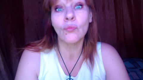 Snapshot of karina_ren chatting on December 21, 7:03 am Karina online show from December 21, 7:03 am