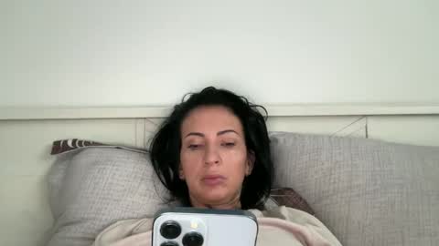 Snapshot of karinablair chatting on February 14, 3:05 pm Karina online show from February 14, 3:05 pm