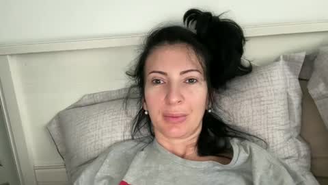 Snapshot of karinablair chatting on February 1, 12:16 pm Karina online show from February 1, 12:16 pm