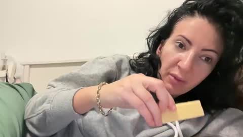 Snapshot of karinablair chatting on February 25, 6:01 pm Karina online show from February 25, 6:01 pm