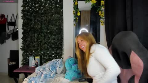 Karla online show from February 19, 6:18 pm