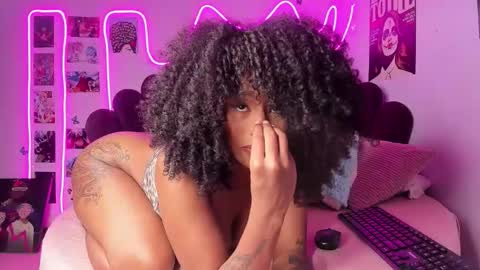 karen online show from October 26, 5:36 am