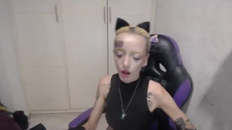 KARLA online show from December 27, 3:09 am