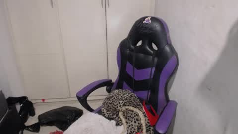 KARLA online show from December 24, 1:06 am