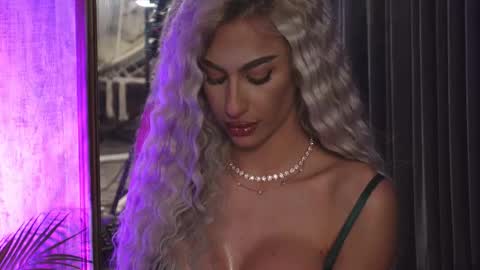 KarlaBart online show from September 30, 8:46 pm