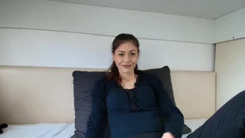 Snapshot of karladreamssex chatting on January 18, 9:45 am Crystyna online show from January 18, 9:45 am