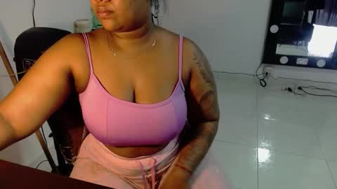 karlaluann online show from November 13, 2:49 pm