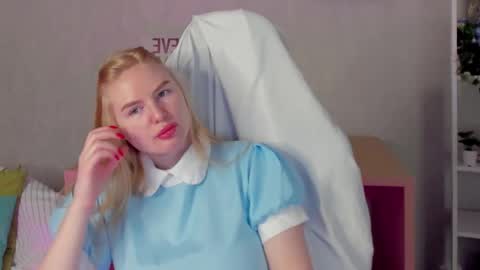 karlenegriess online show from January 17, 2:08 am